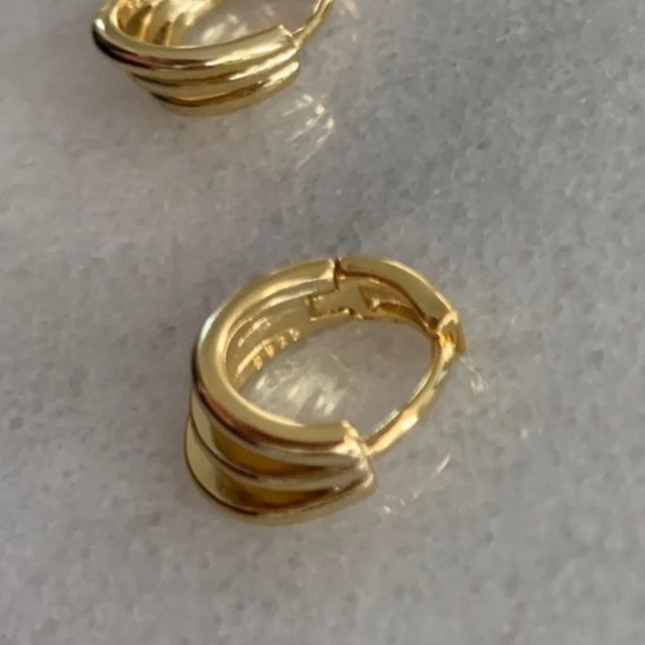 COPY - COPY - Gold Multi Hoop Small Mini Huggie Hoop Earrings - Picture 3 of 4